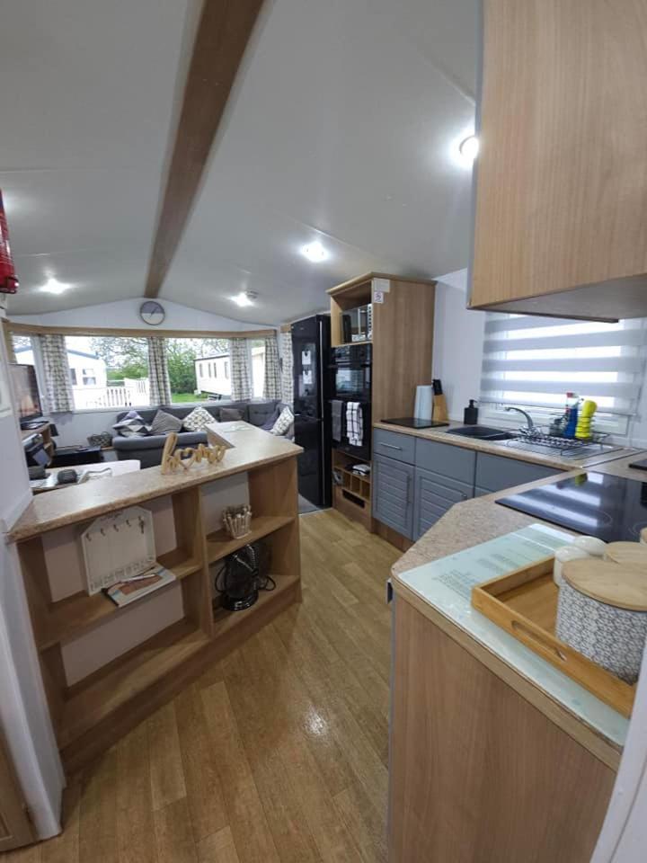 Tattershall Lakes Hot Tub Lodge Breaks 外观 照片